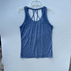 4 for $20. GAIAM tank top light weight exercise shirt with detail back size M.